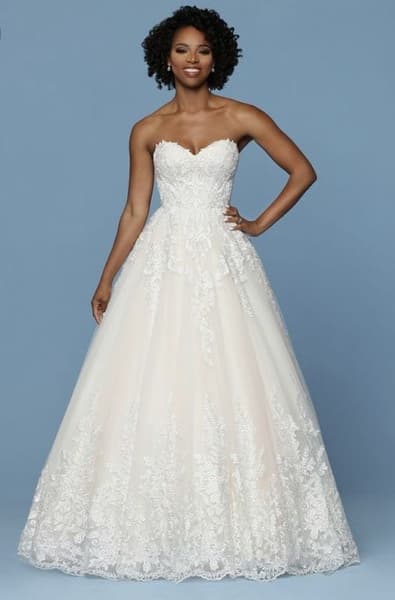 ELEGANT BRIDAL WEDDING DRESSES FOR RENT