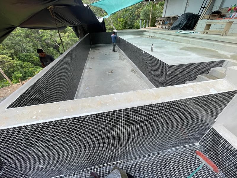 Construccion de Piscinas y Jacuzzis