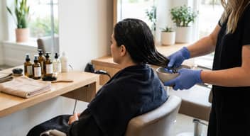 Tratamientos Capilares Especializados