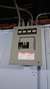 Servicios de electricidad residencial.
